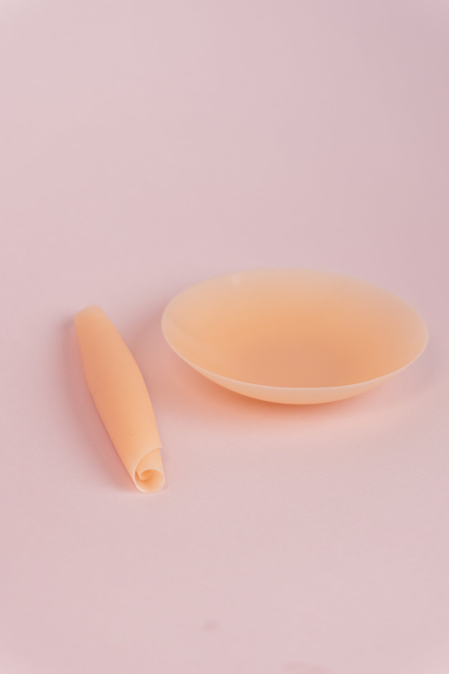 Non-Adhesive Skin-like Invisible Nipple Pad